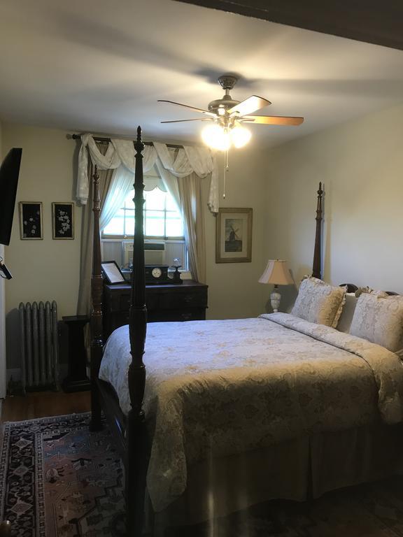 Edgewood Manor Inn Bed And Breakfast Провиденс Экстерьер фото